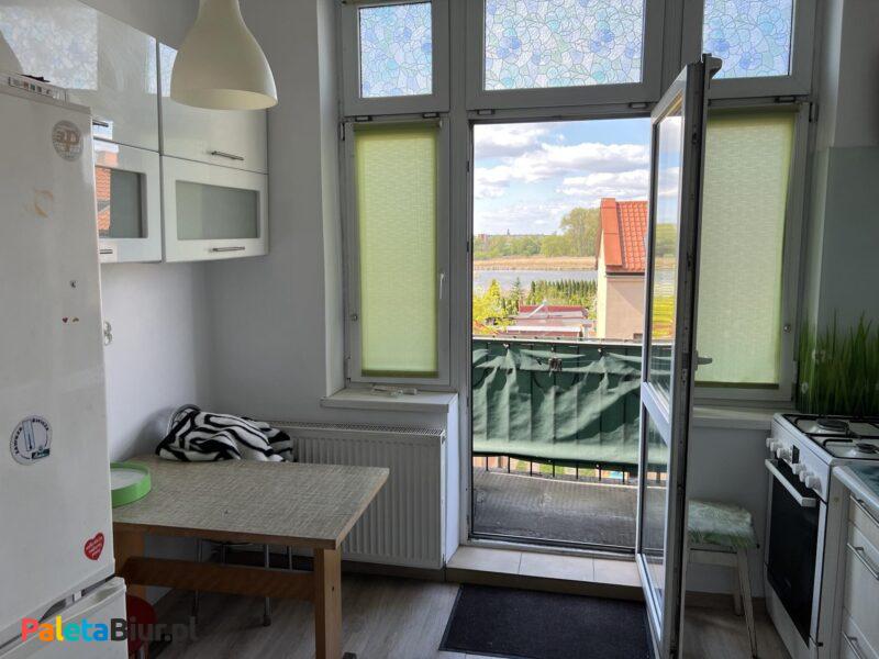 Sprzedam mieszkanie 78m w Łęczycy - Dwa balkony, dwie komórki lokatorskie w cenie.